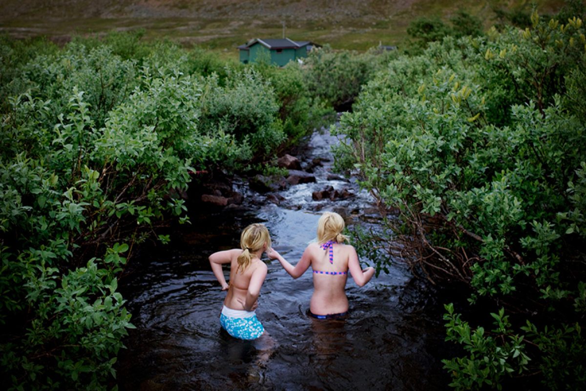 Andrea Gjestvang Everyody knows this is nowhere II